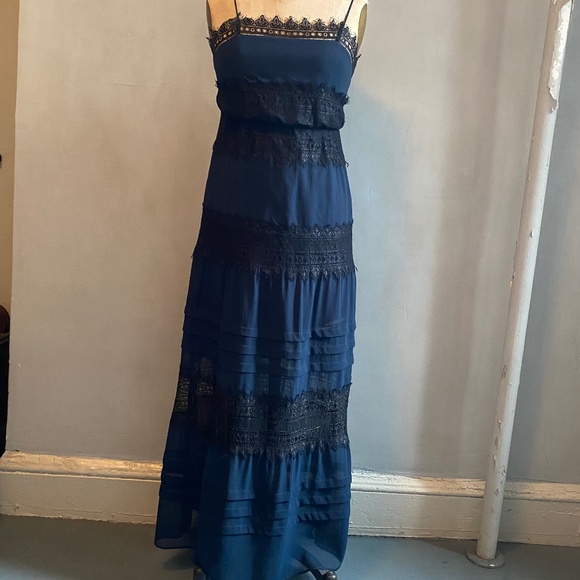 Club Monaco Strappy Navy & Black Lace Tiered Maxi Dress, Size 2 - Picture 3 of 12